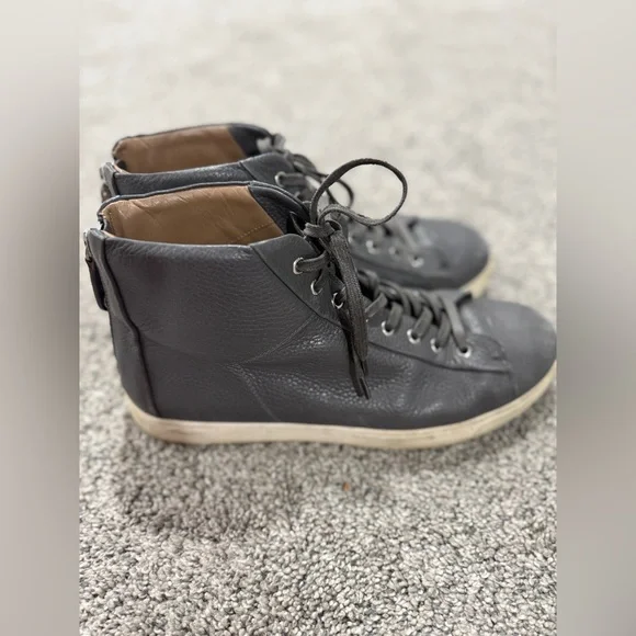 Men's Gianvito Rossi Black Leather High Top Sneakers Size EU 44 - Picture 2 of 8